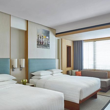 Courtyard By Marriott Bali Seminyak Resort מראה חיצוני תמונה A room at the hotel