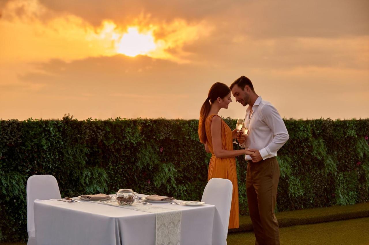 Courtyard By Marriott Bali Seminyak Resort מראה חיצוני תמונה The Park, Hyderabad