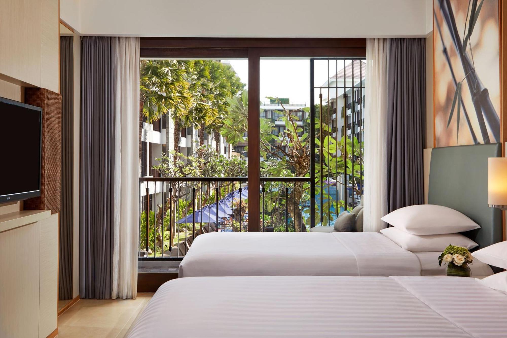 Courtyard By Marriott Bali Seminyak Resort מראה חיצוני תמונה