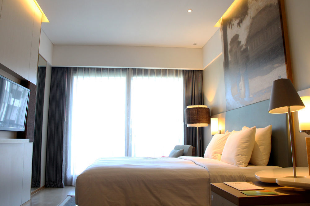 Courtyard By Marriott Bali Seminyak Resort מראה חיצוני תמונה Deluxe room